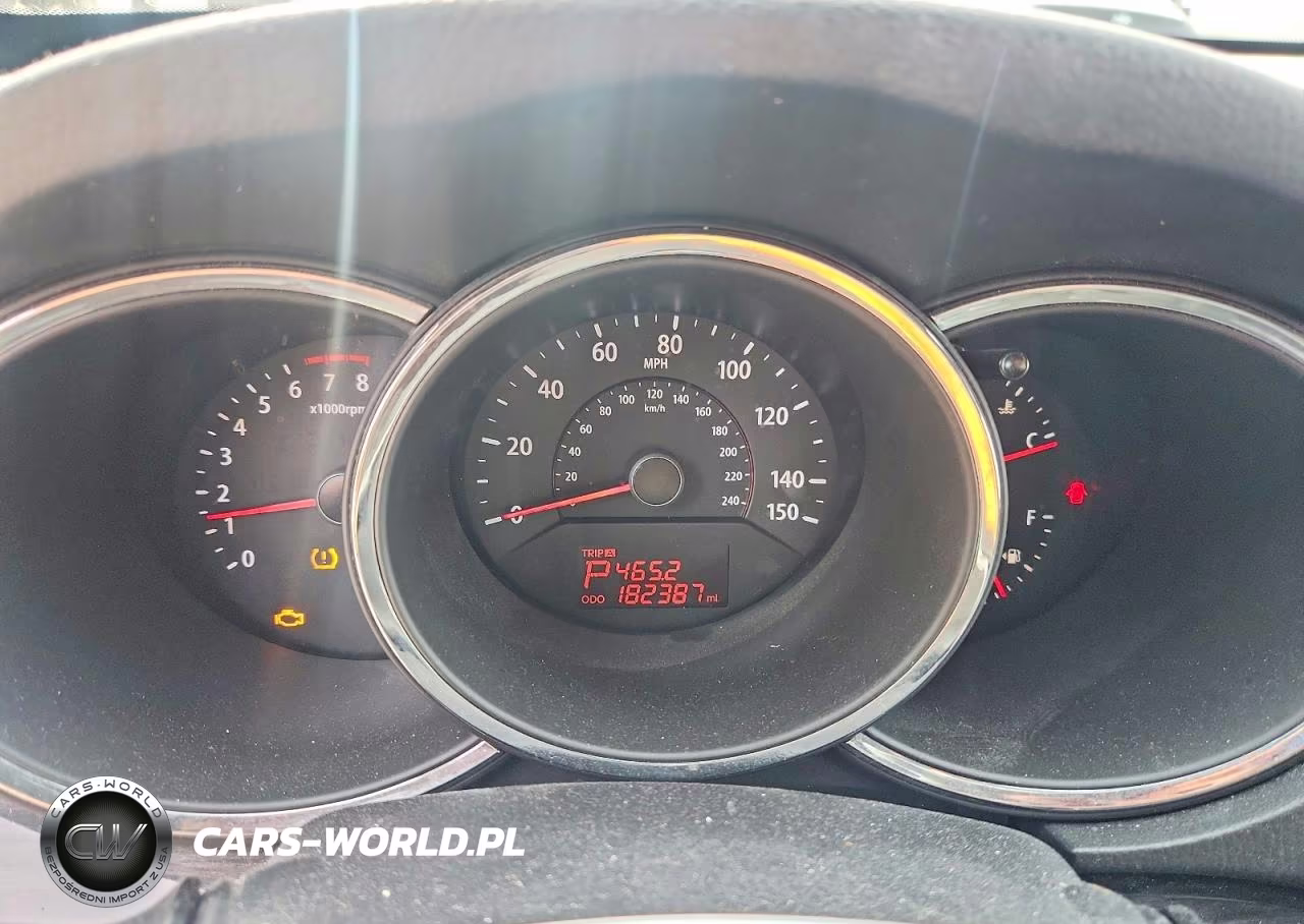 2012 Kia Sorento Lx VIN:5XYKT3A16CG203529 - 9