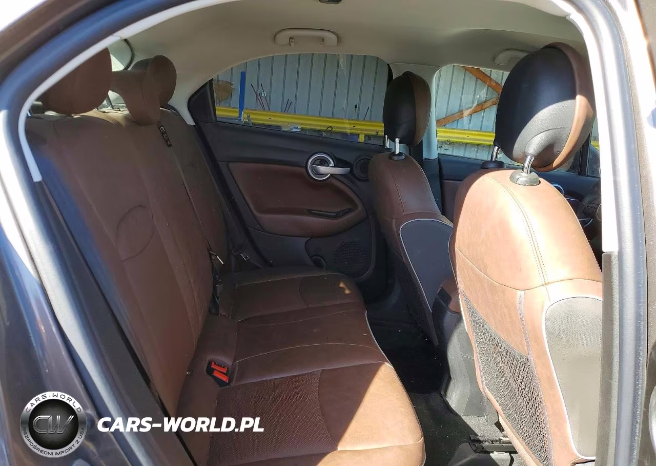 2016 Fiat 500X Lounge VIN:ZFBCFYDT2GP388478 - 10
