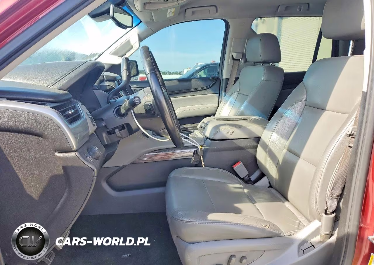 2016 Chevrolet Tahoe VIN:1GNSCBKC9GR161043 - 7