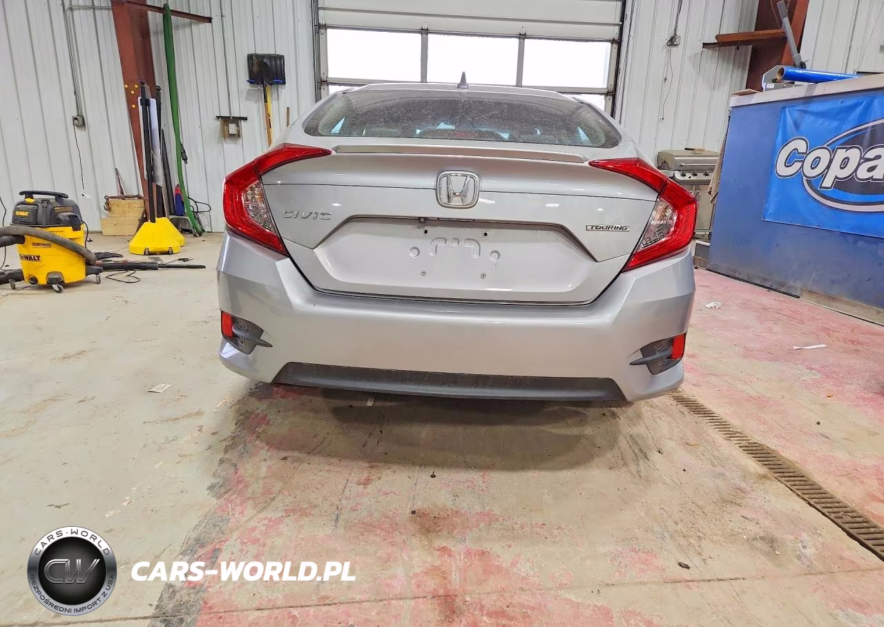 2017 Honda Civic Touring VIN:2HGFC1F9XHH100807 - 6