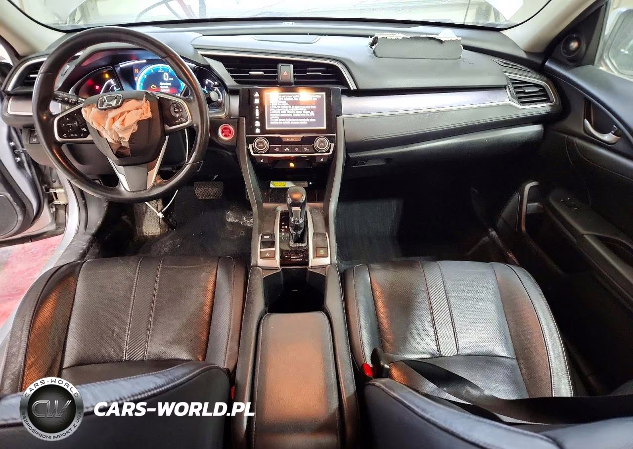 2017 Honda Civic Touring VIN:2HGFC1F9XHH100807 - 8