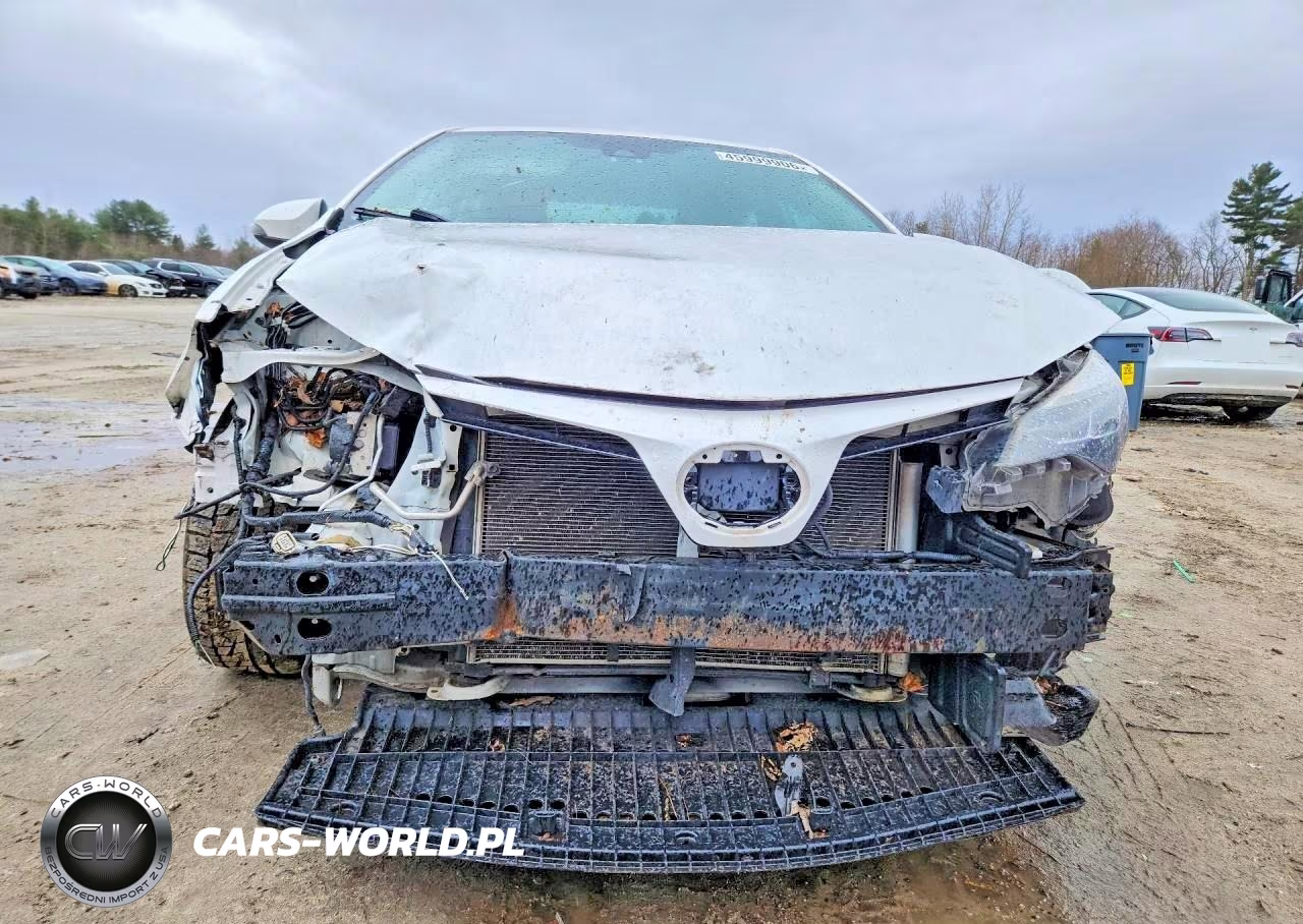 2017 Toyota Corolla Se VIN:2T1BURHE9HC849823 - 5