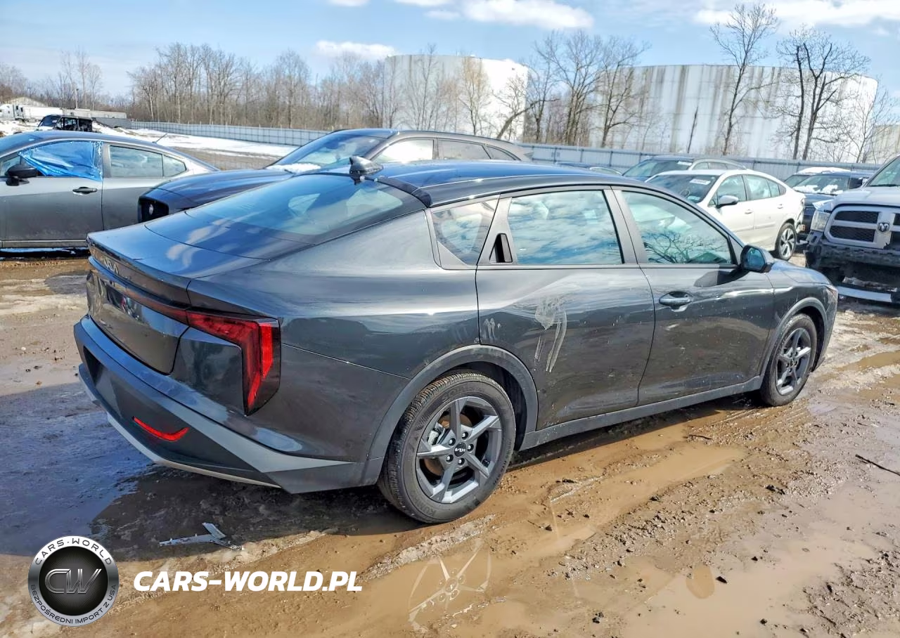 2025 Kia K4 Lxs VIN:3KPFT4DE4SE133708 - 3