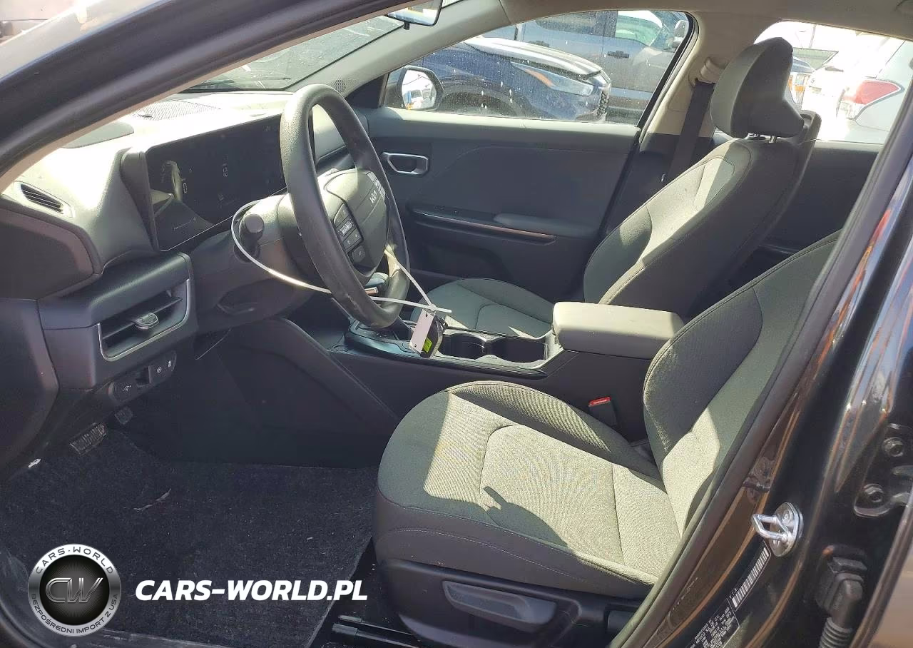 2025 Kia K4 Lxs VIN:3KPFT4DE4SE133708 - 7