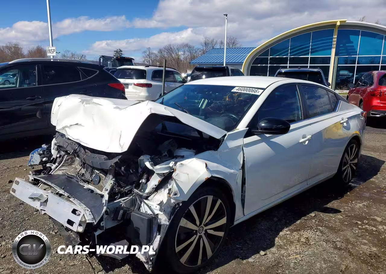 2020 Nissan Altima 2.5 Sr