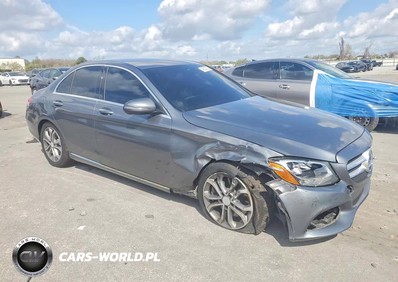 2017 Mercedes-Benz C 300 VIN:55SWF4JB9HU184897 - 4