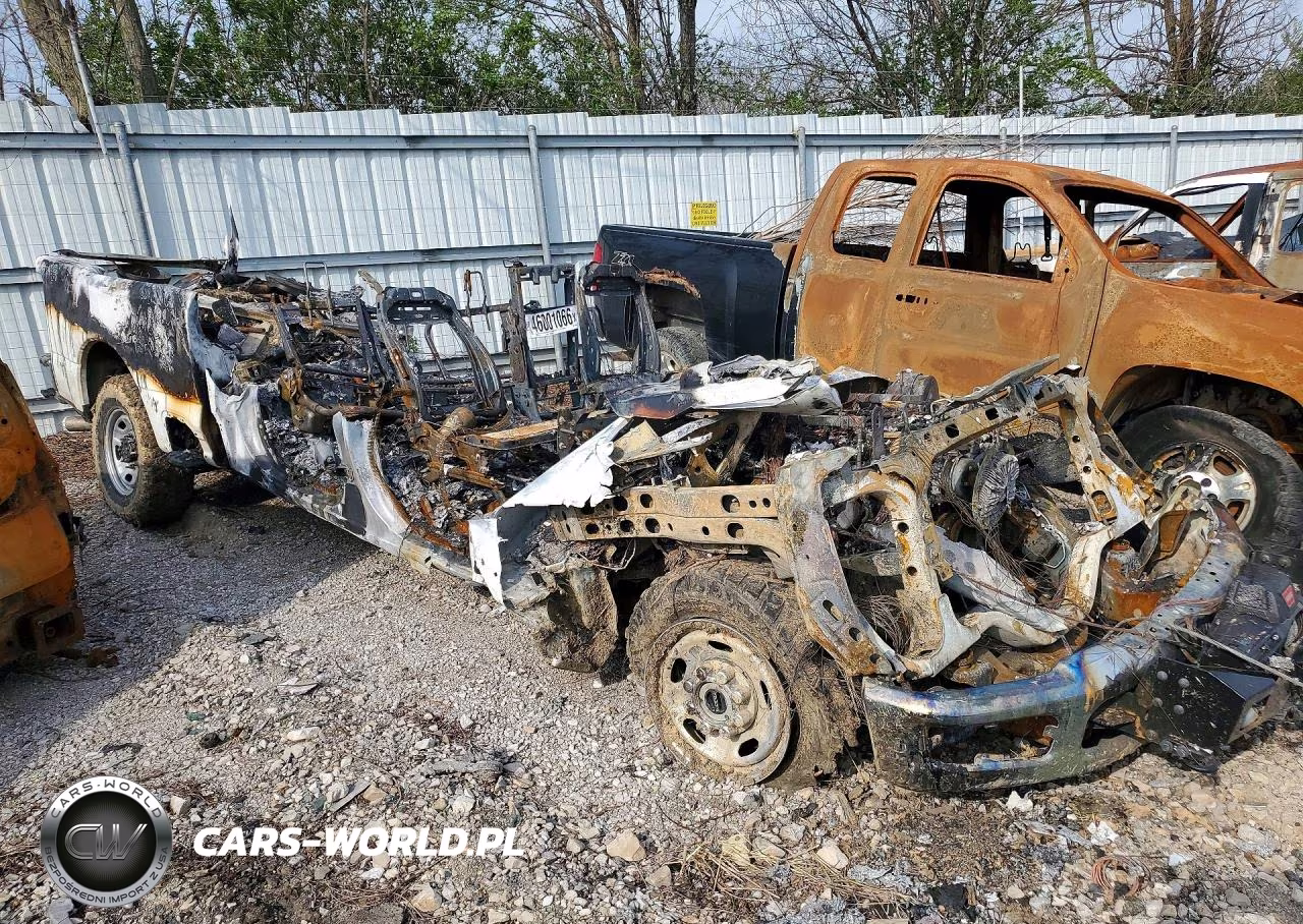 2025 Ford F250 Super Duty VIN:1FT7W2BAXSEE08266 - 4