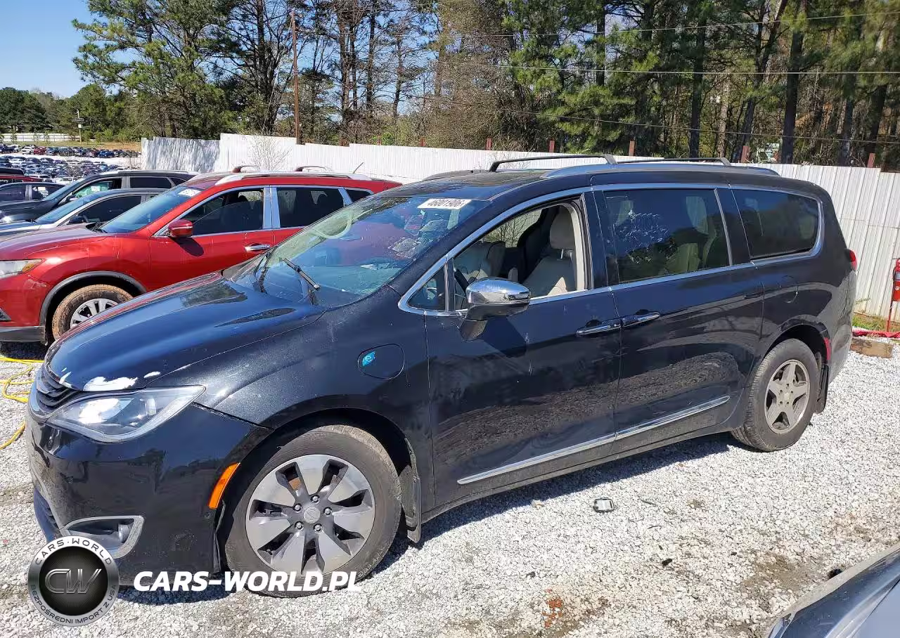 2018 Chrysler Pacifica Hybrid Limited