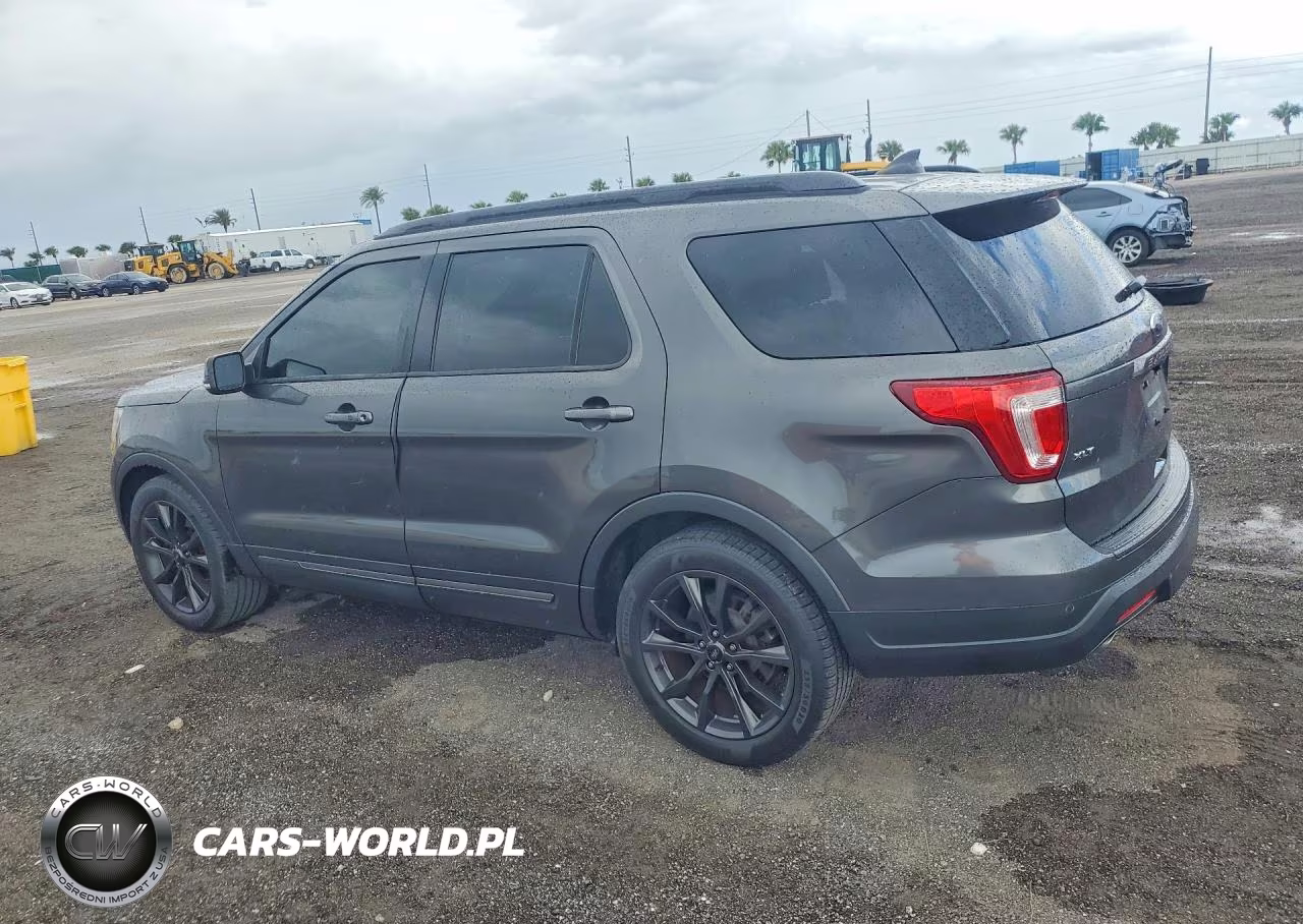 2018 Ford Explorer Xlt VIN:1FM5K7D88JGA52313 - 2