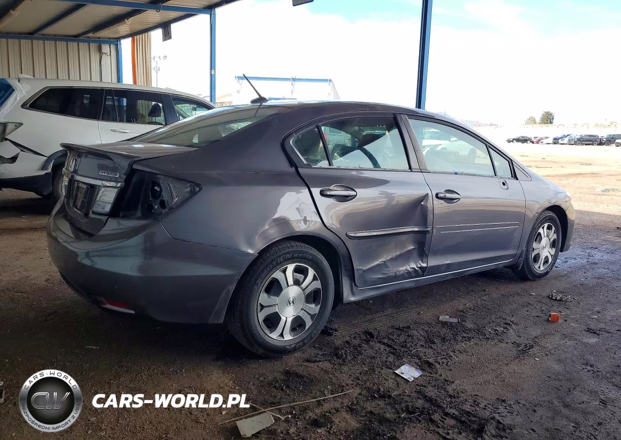 2015 Honda Civic Hybrid VIN:19XFB4F28FE000218 - 3