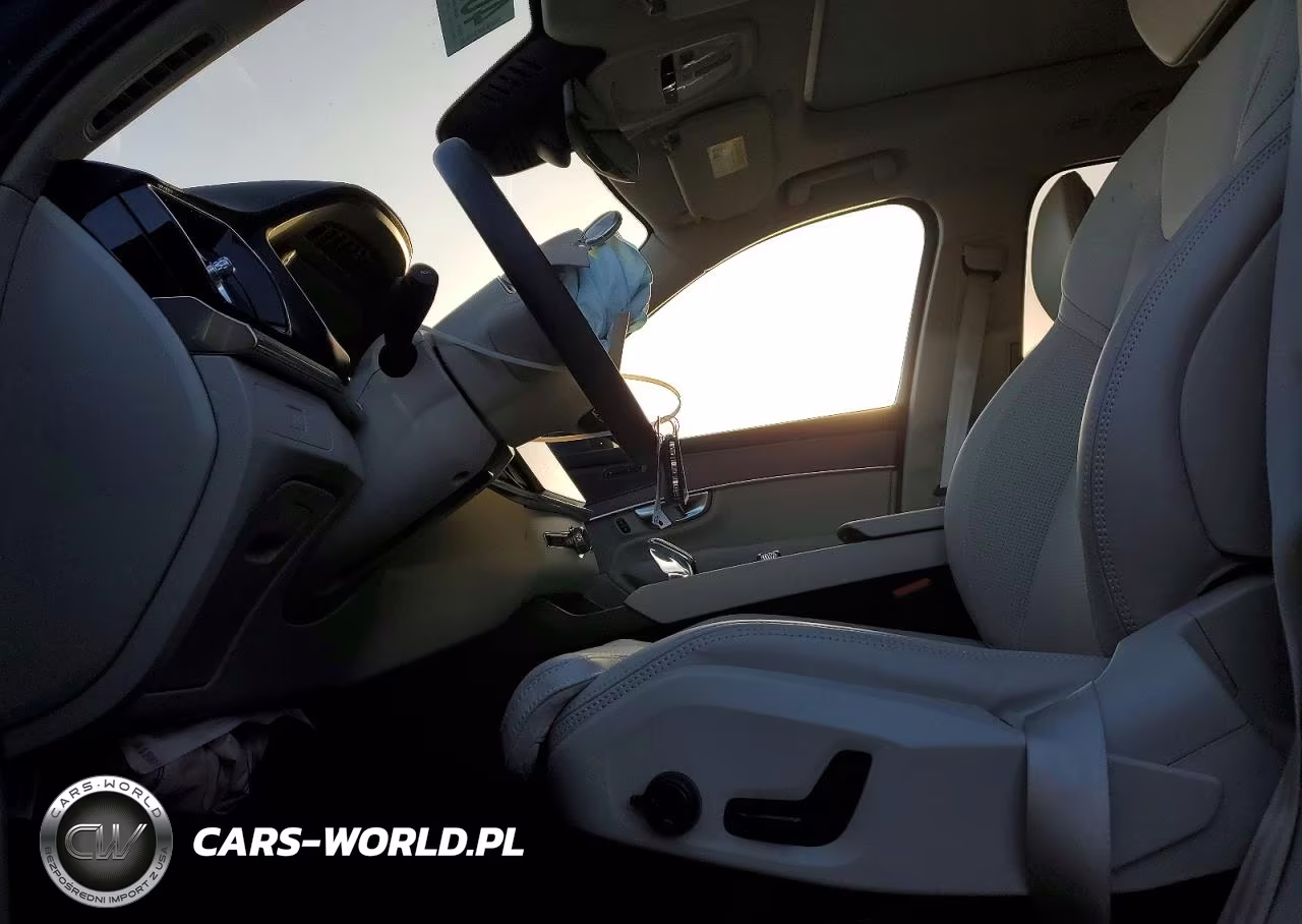 2026 Volvo Xc90 Ultra VIN:YV4062PF9T1480636 - 7