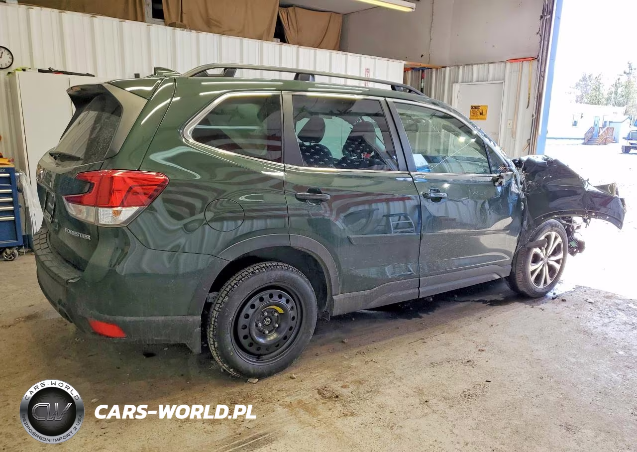 2022 Subaru Forester Limited VIN:JF2SKAPCXNH411439 - 3