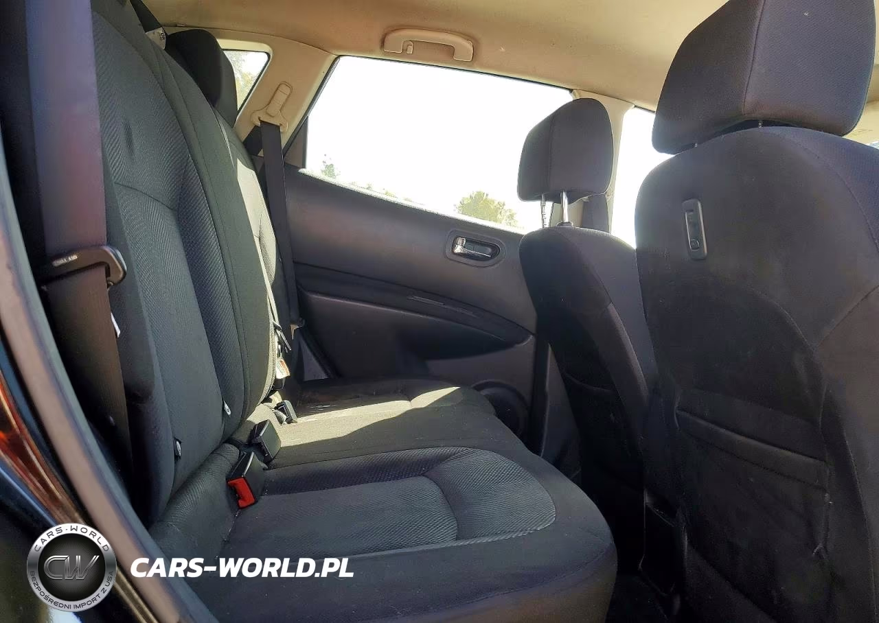 2015 Nissan Rogue Select S VIN:JN8AS5MT3FW662973 - 11