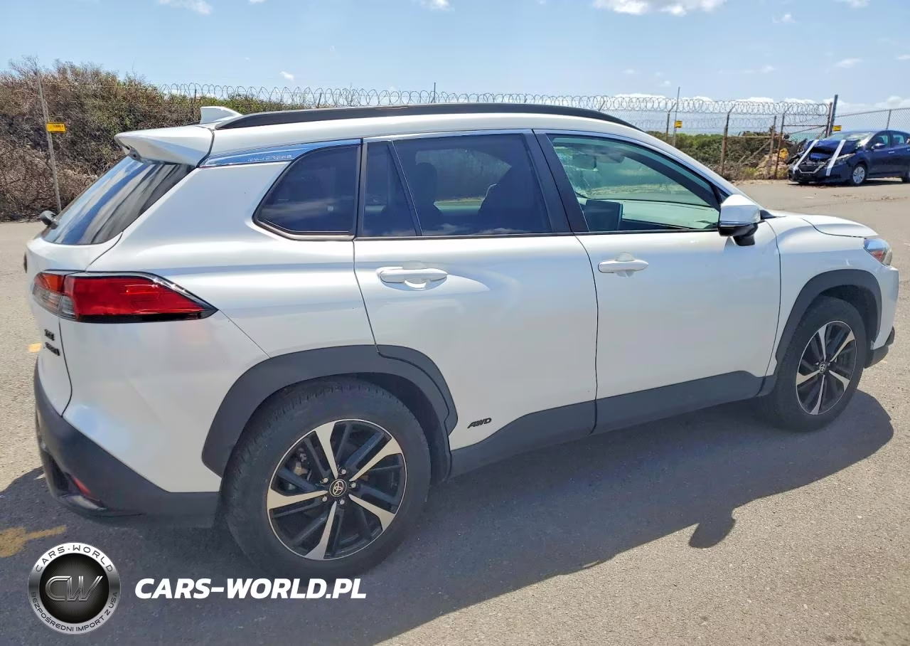 2024 Toyota Corolla Cross Hybrid S VIN:7MUFBABG7RV056487 - 3
