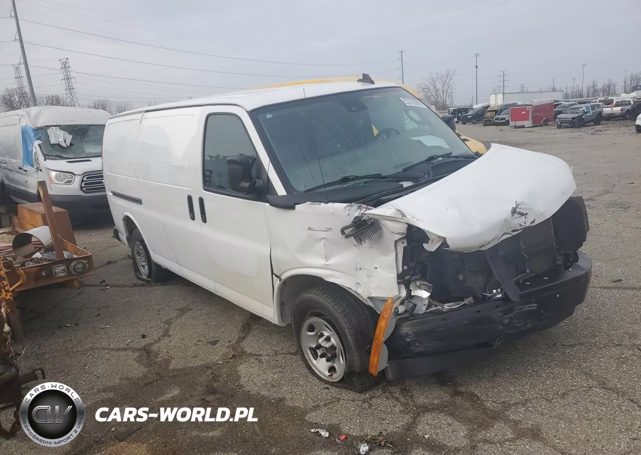 2020 Chevrolet Express G2500 Utility - Service Van VIN:1GCWGAFGXL1264714 - 4