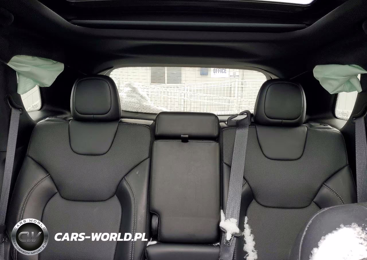 2021 Jeep Cherokee Latitude Lux VIN:1C4PJMMX2MD122173 - 10