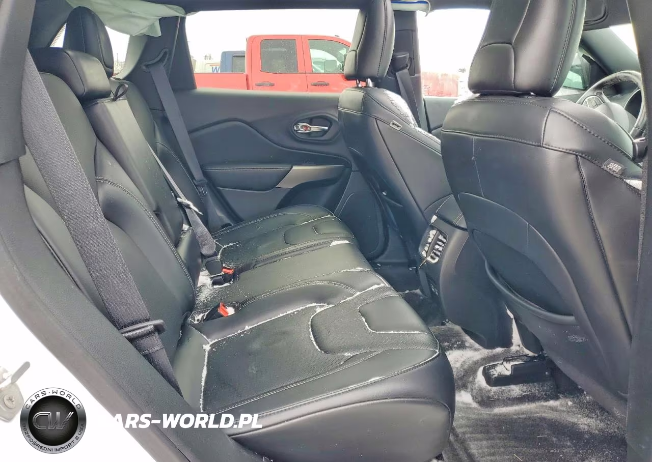 2021 Jeep Cherokee Latitude Lux VIN:1C4PJMMX2MD122173 - 11