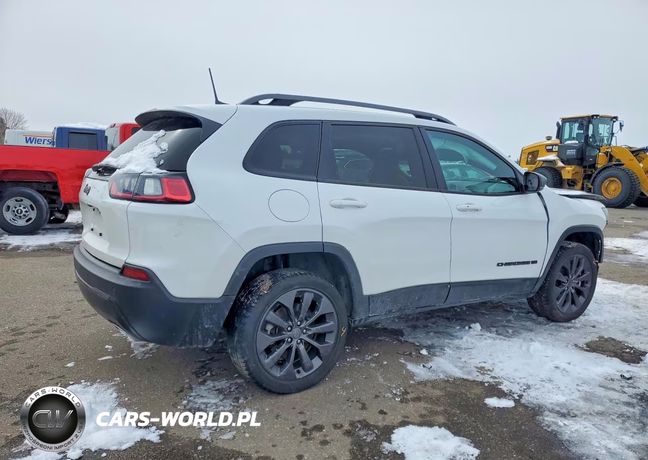 2021 Jeep Cherokee Latitude Lux VIN:1C4PJMMX2MD122173 - 3