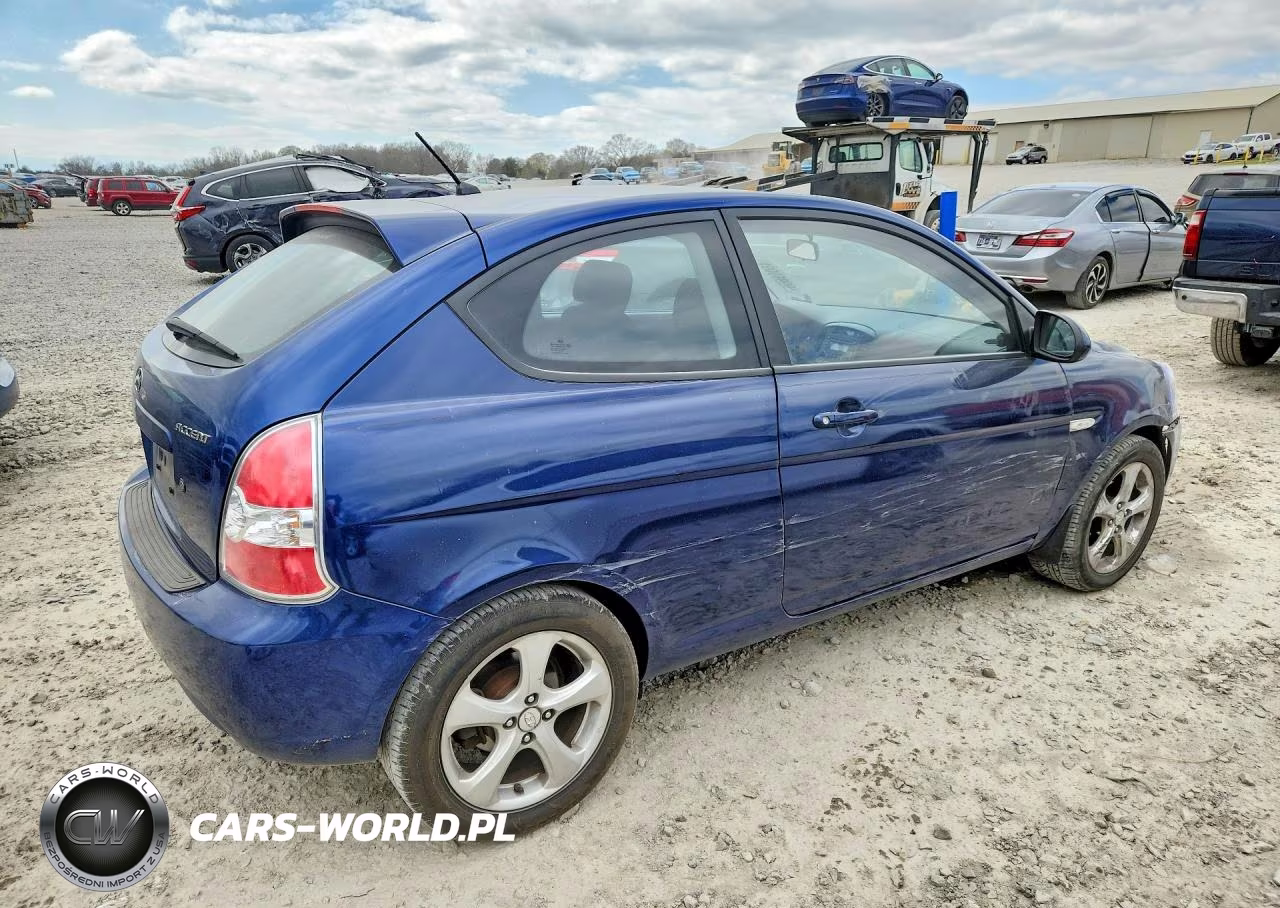 2007 Hyundai Accent Gs VIN:KMHCN36C17U005515 - 3