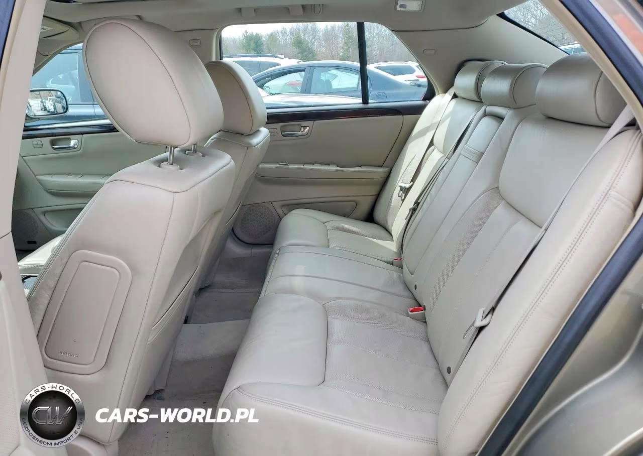 2010 Cadillac Dts Premium Collection VIN:1G6KH5EY7AU117648 - 10
