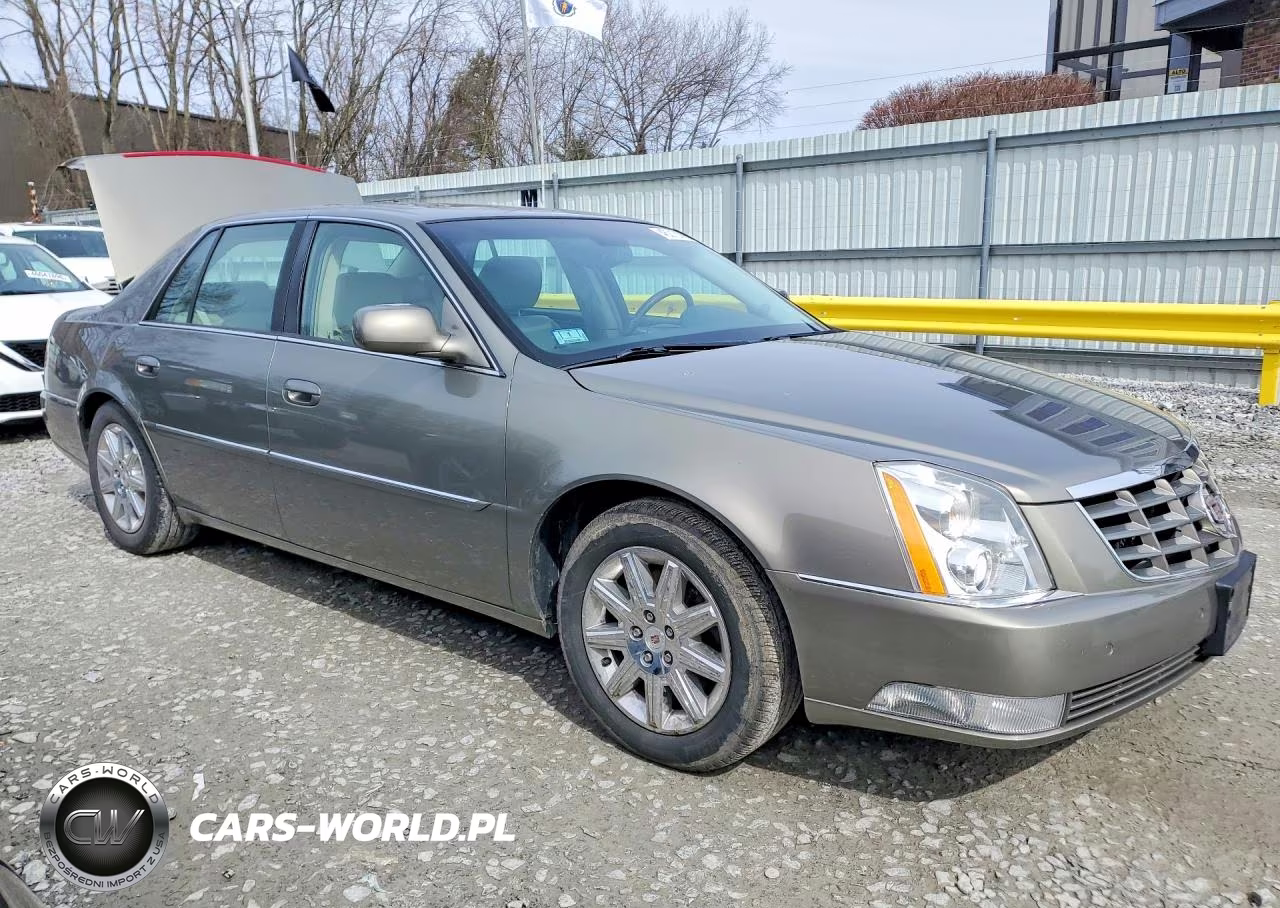2010 Cadillac Dts Premium Collection VIN:1G6KH5EY7AU117648 - 4
