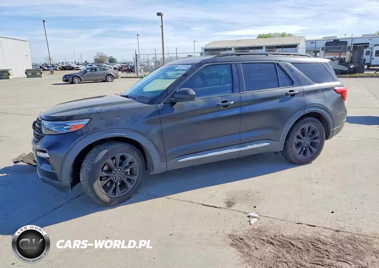 2020 Ford Explorer Xlt