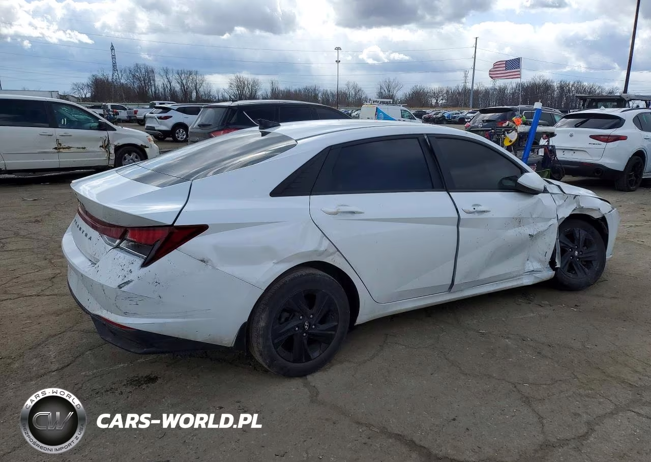 2022 Hyundai Elantra VIN:5NPLM4AG7NH082503 - 3