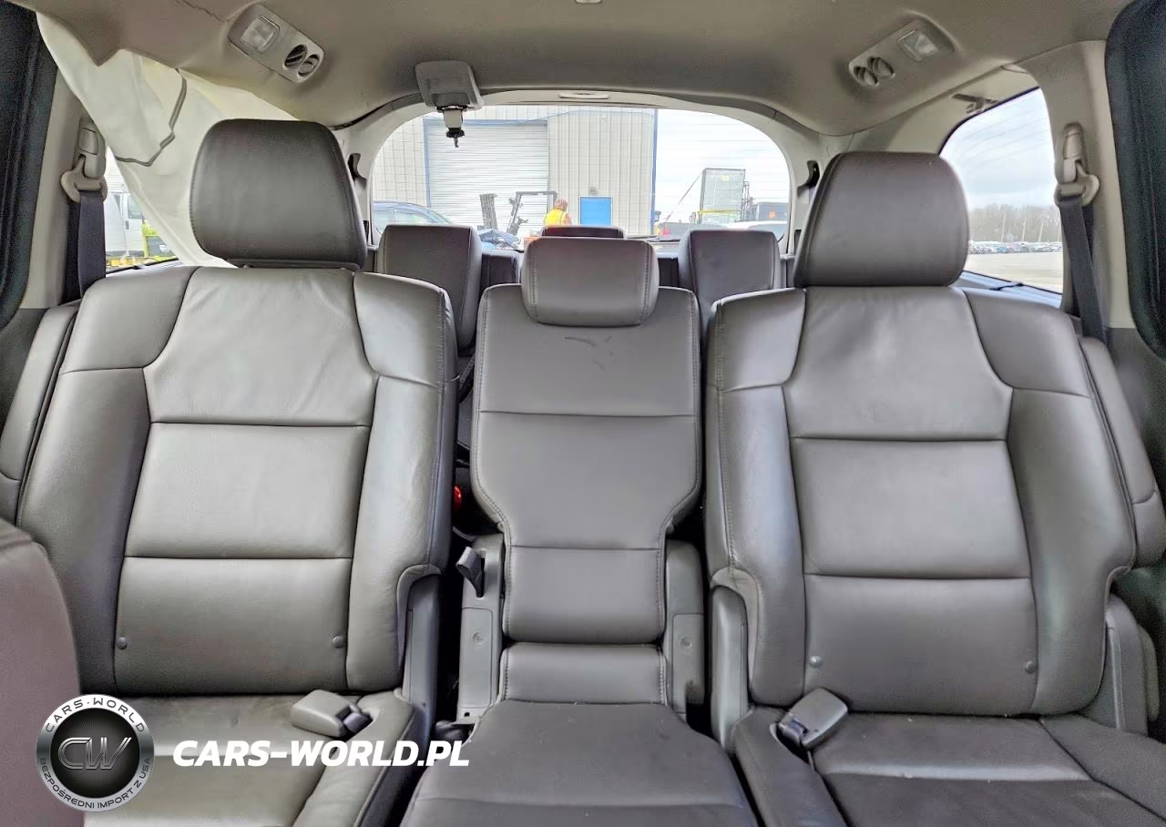 2014 Honda Odyssey Touring VIN:5FNRL5H9XEB093195 - 10