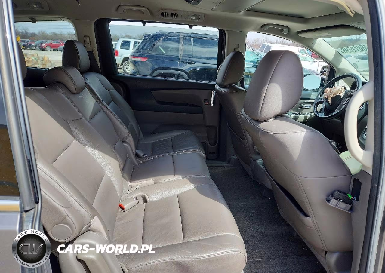 2014 Honda Odyssey Touring VIN:5FNRL5H9XEB093195 - 11