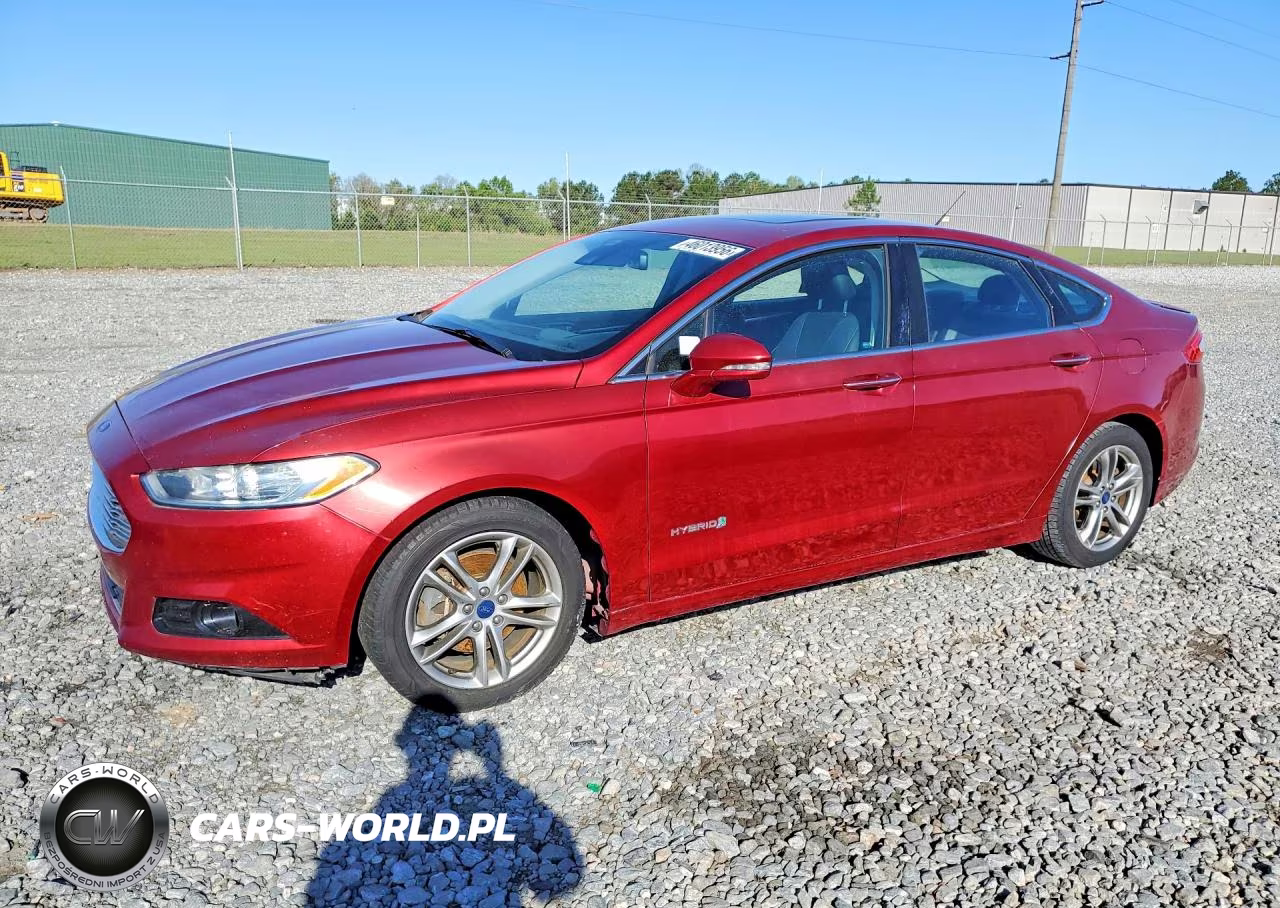 2016 Ford Fusion Titanium Hev – zdjęcie 1 z 12