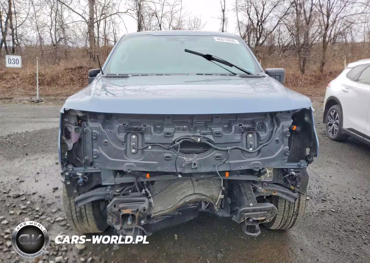 2023 Ford F150 Lightning Pro VIN:1FT6W1EV5PWG48184 - 5