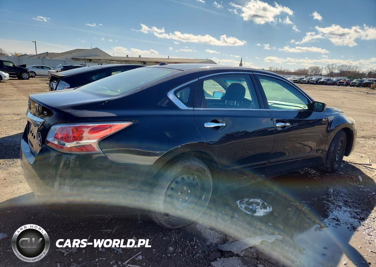 2015 Nissan Altima 2.5 S VIN:1N4AL3AP4FN343923 - 3