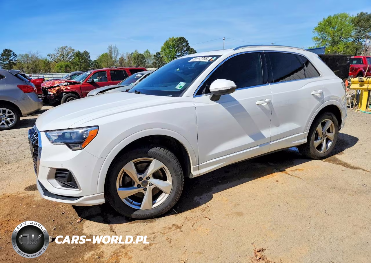 2020 Audi Q3 Premium