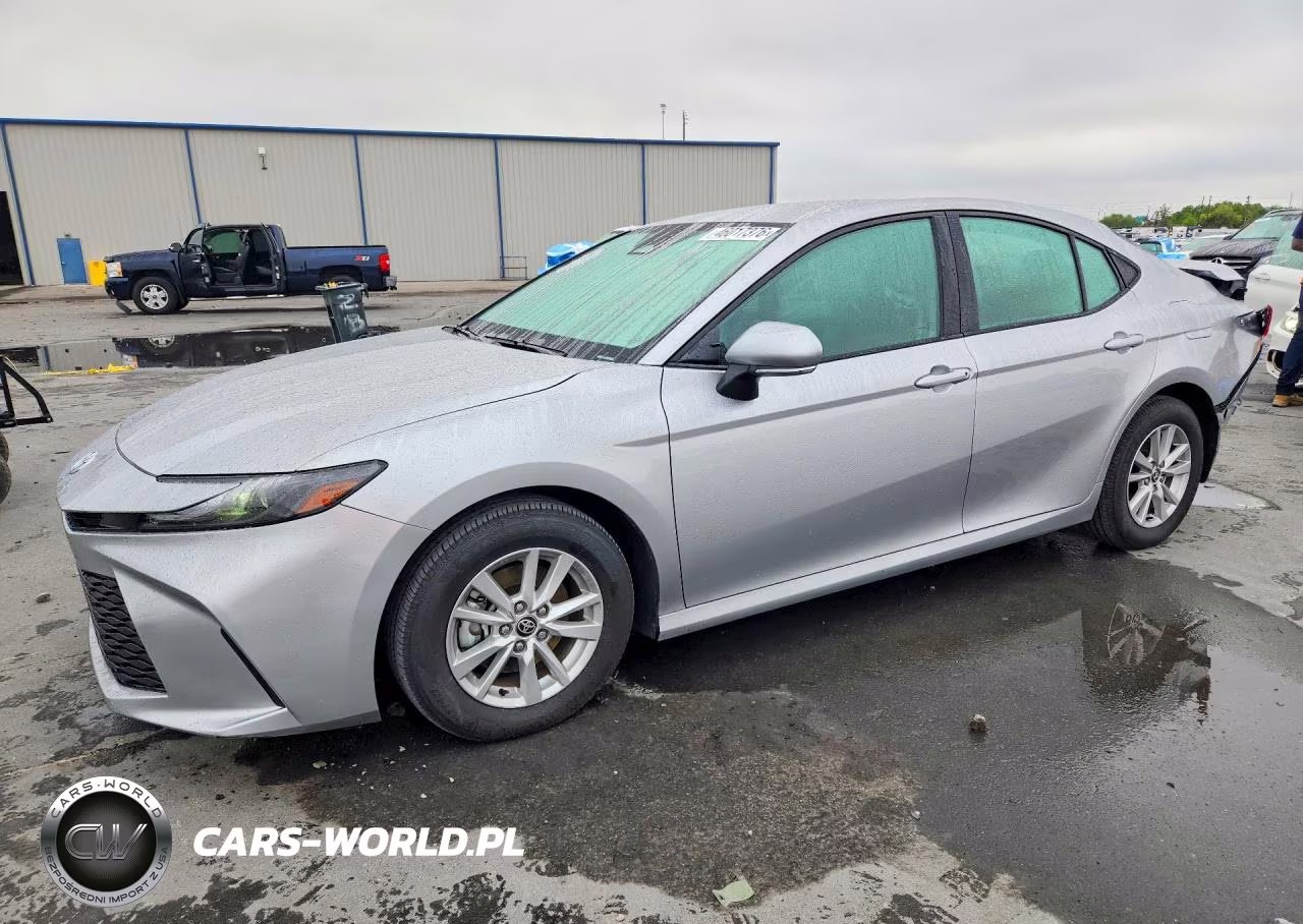 2025 Toyota Camry Le