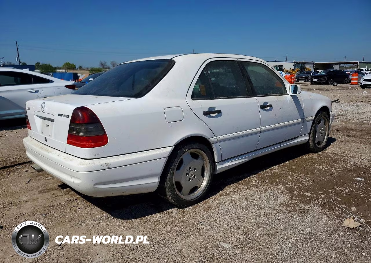 1999 Mercedes-Benz C 43 VIN:WDBHA33G0XF850856 - 3