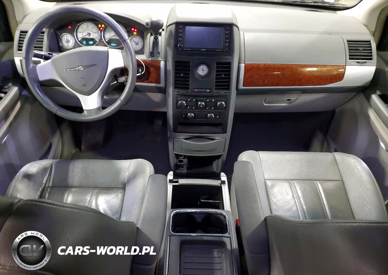 2008 Chrysler Town & Country Touring VIN:2A8HR54P08R660420 - 8