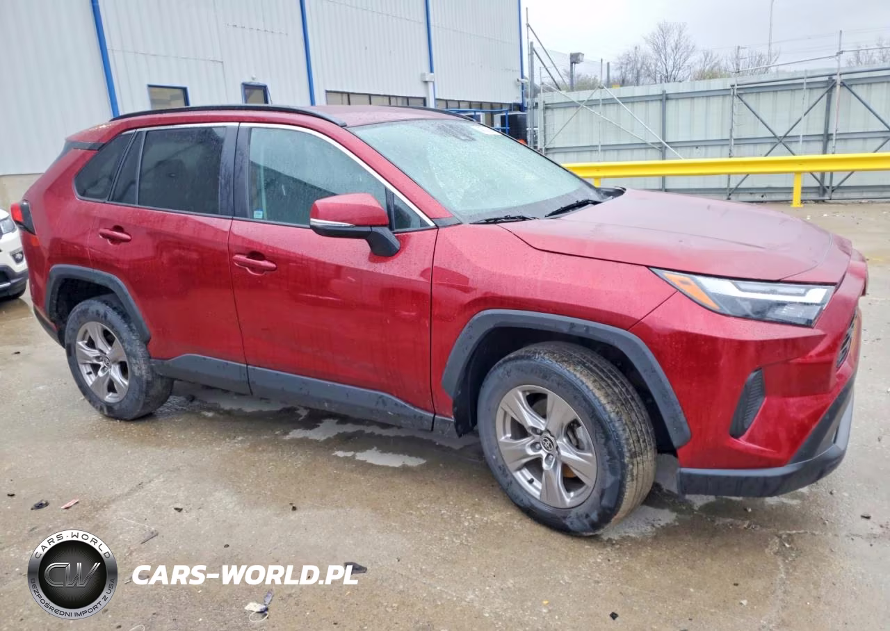2022 Toyota Rav4 Xle VIN:2T3W1RFV2NW206180 - 4