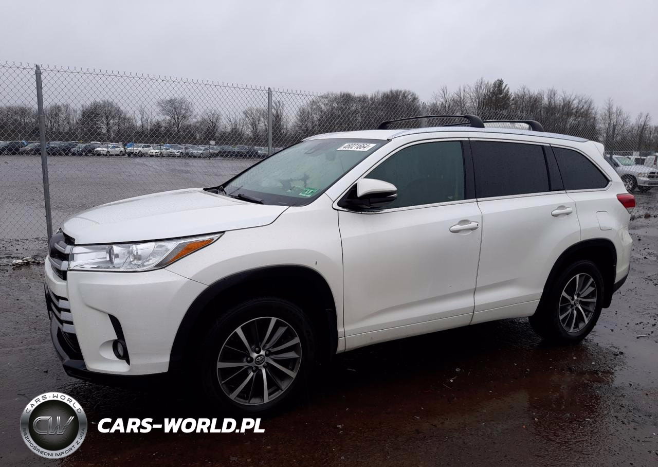 2018 TOYOTA HIGHLANDER
