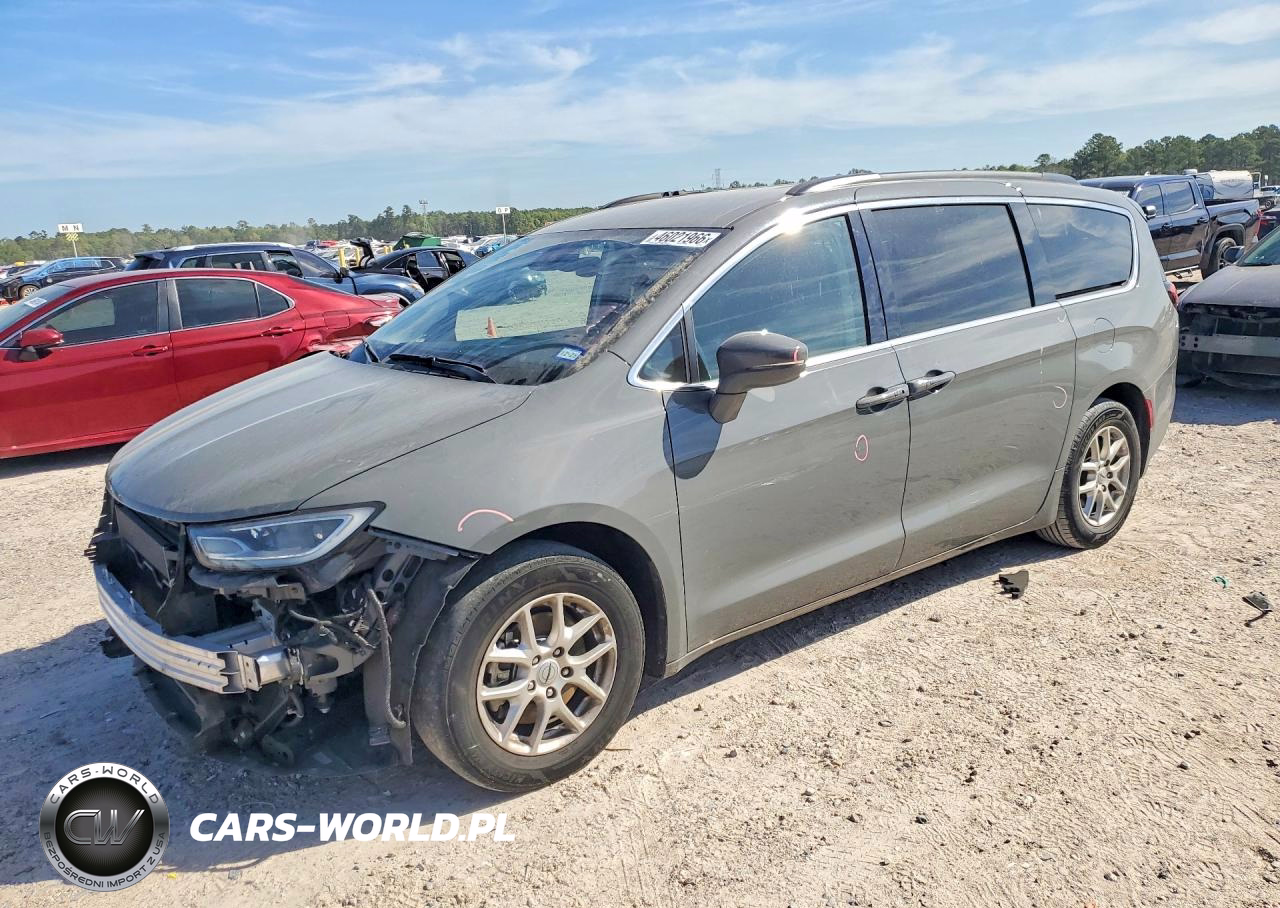 2022 Chrysler Pacifica Touring L
