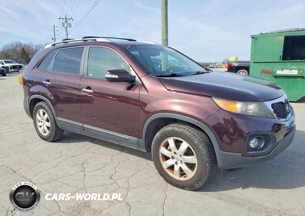 2012 Kia Sorento VIN:5XYKT3A63CG254403 - 4