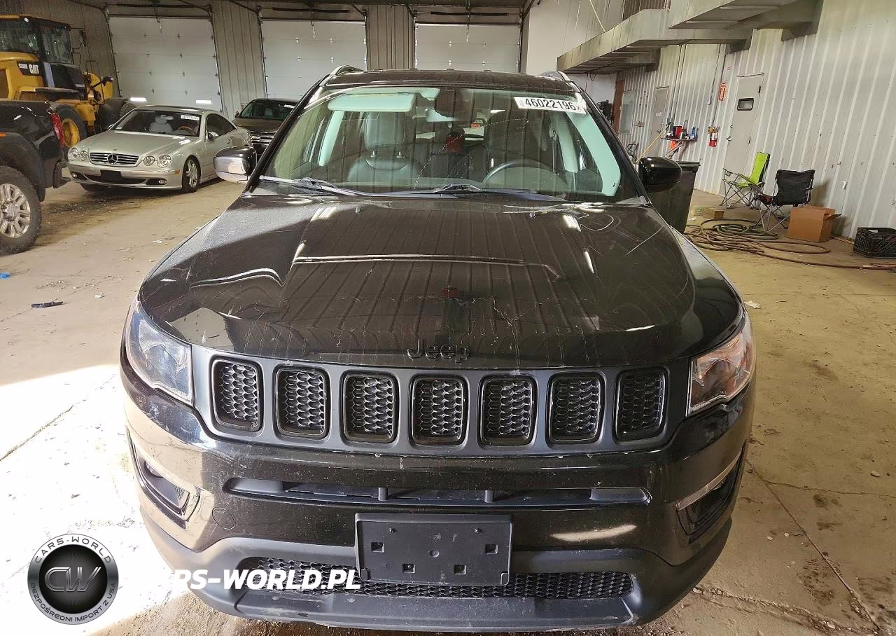 2020 Jeep Compass Latitude VIN:3C4NJDBBXLT204689 - 5
