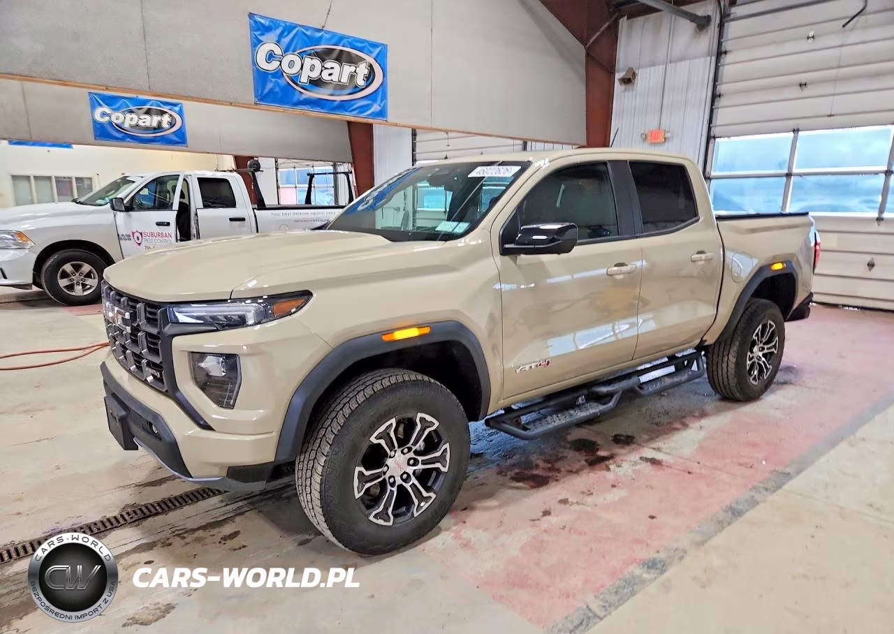 2024 GMC Canyon At4