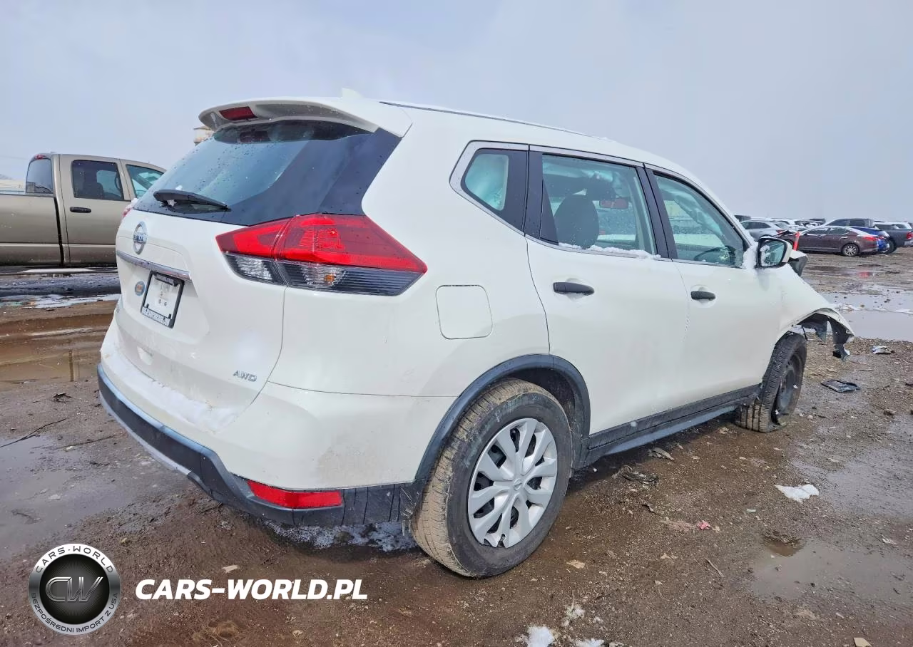 2020 Nissan Rogue S VIN:JN8AT2MV0LW142044 - 3