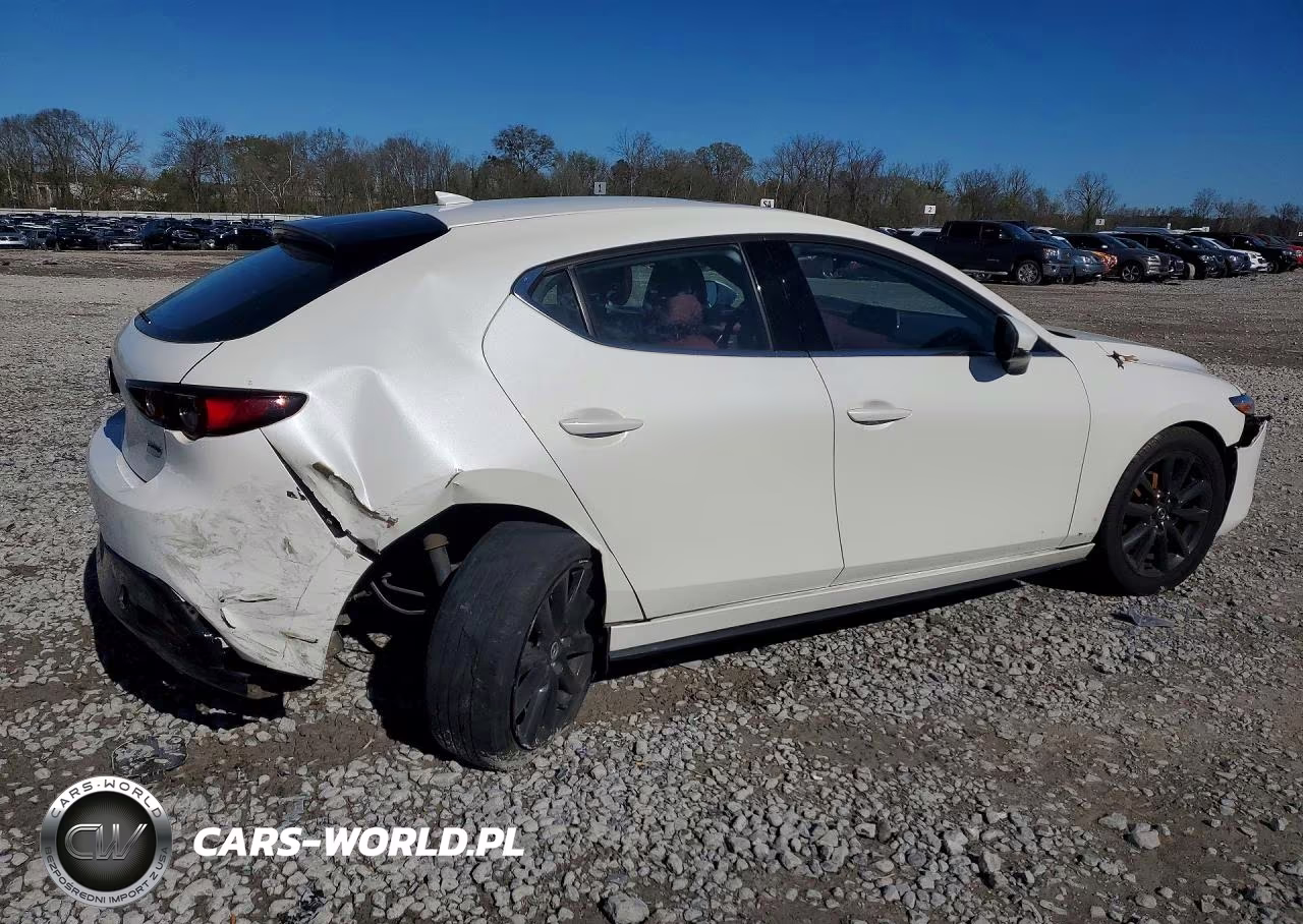2020 Mazda 3 Premium VIN:JM1BPANM4L1176103 - 3