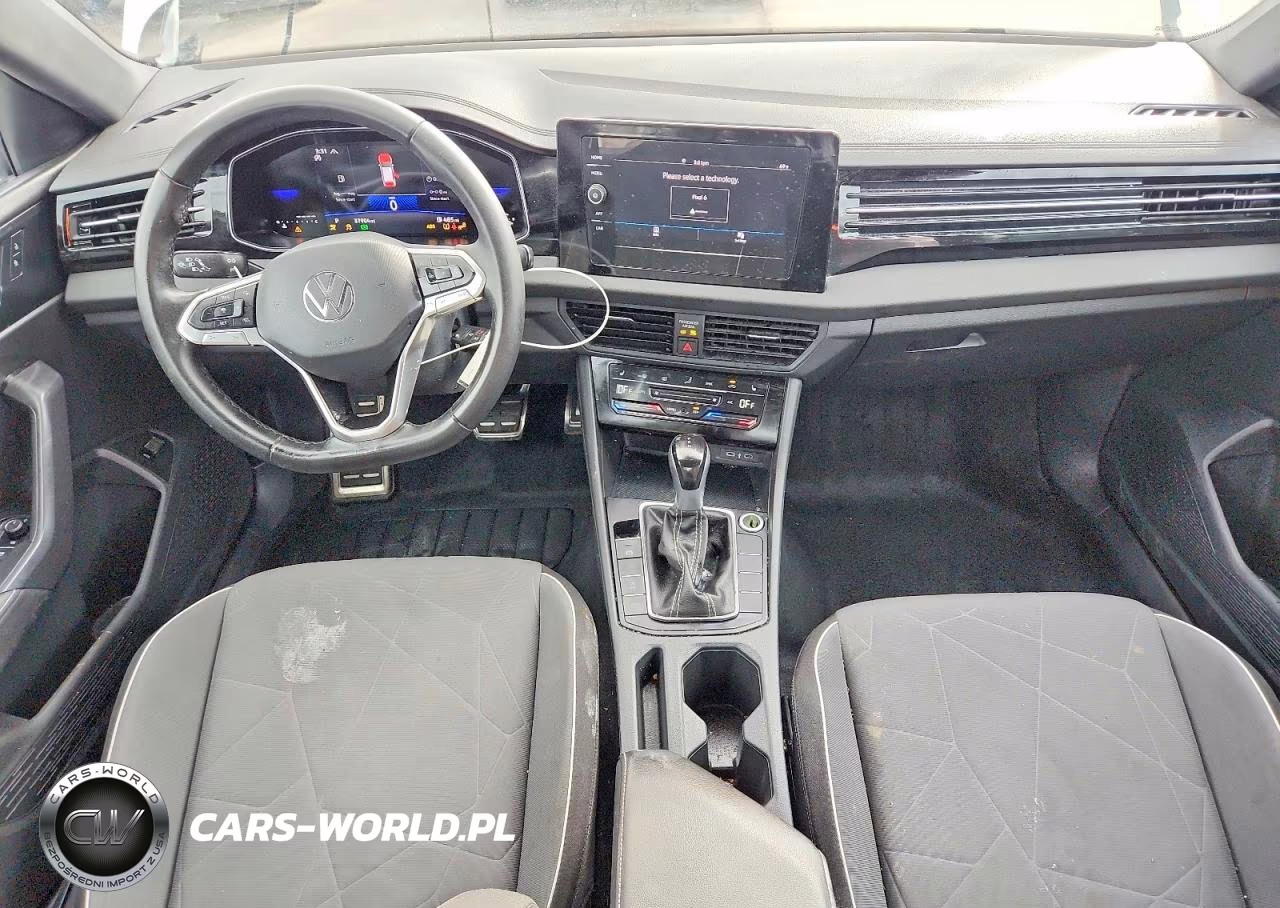 2025 Volkswagen Jetta Sport VIN:3VWBX7BU5SM067946 - 8