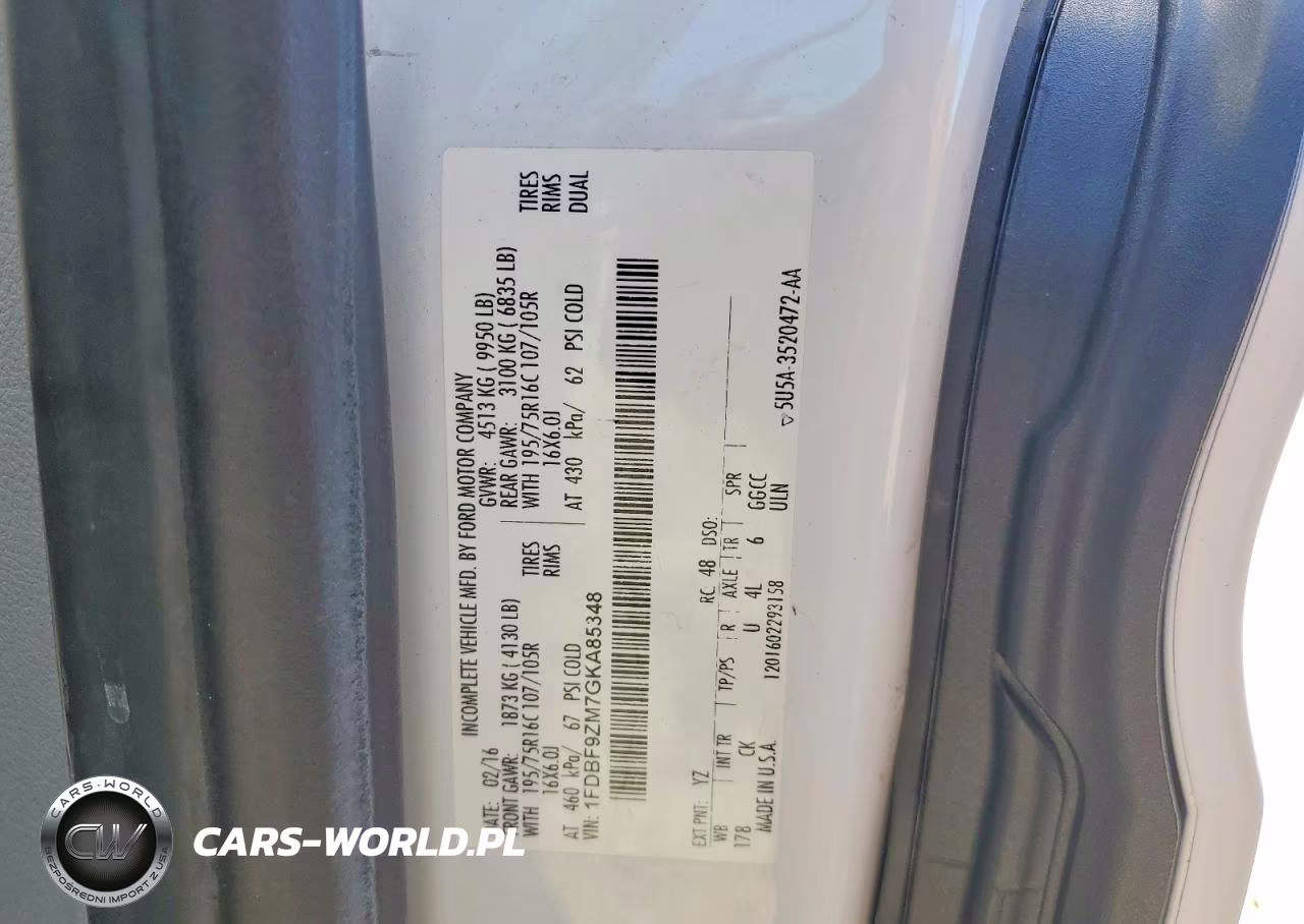 2016 Ford Transit Box Truck VIN:1FDBF9ZM7GKA85348 - 13