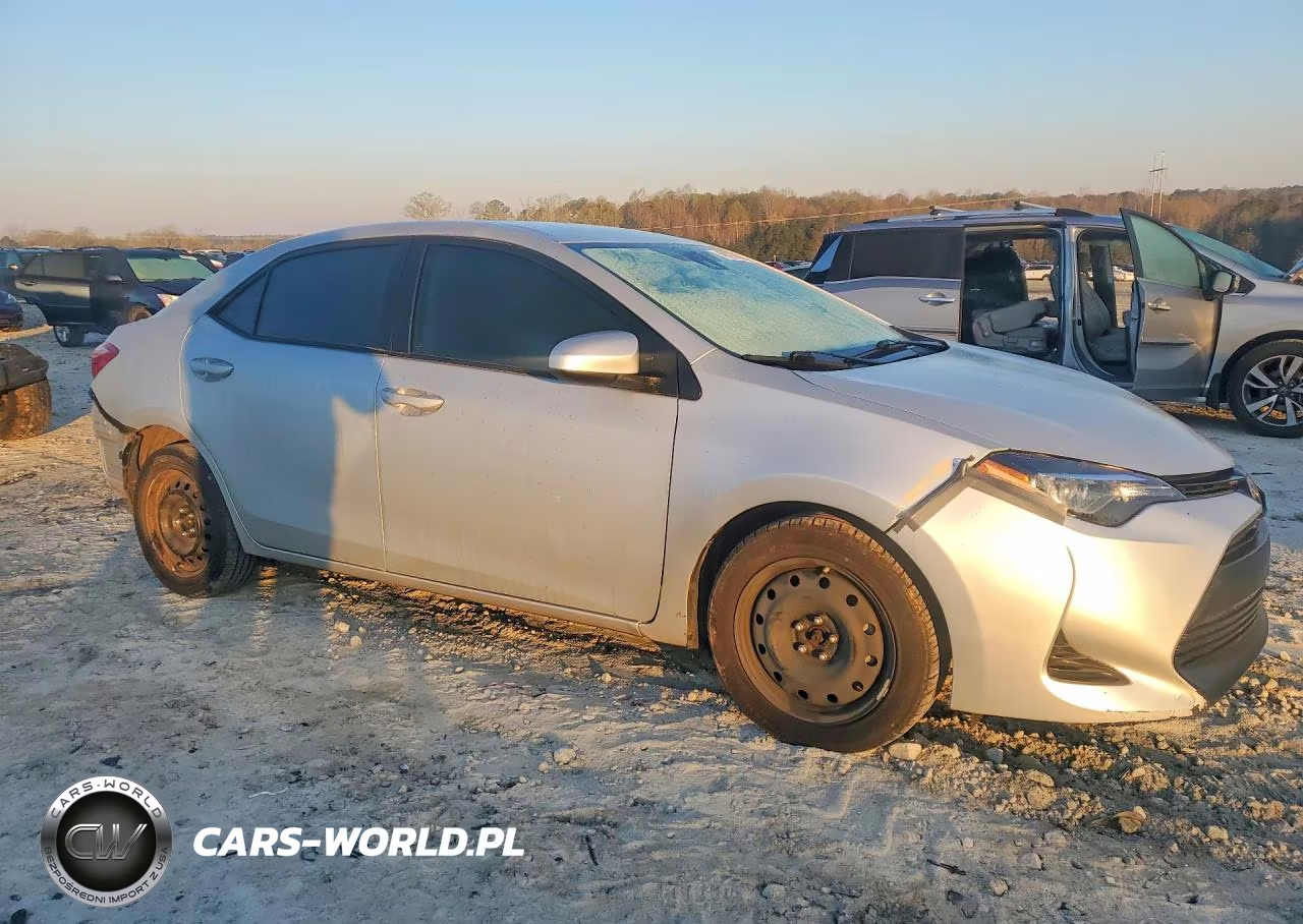 2019 Toyota Corolla Le VIN:5YFBURHE7KP896209 - 4