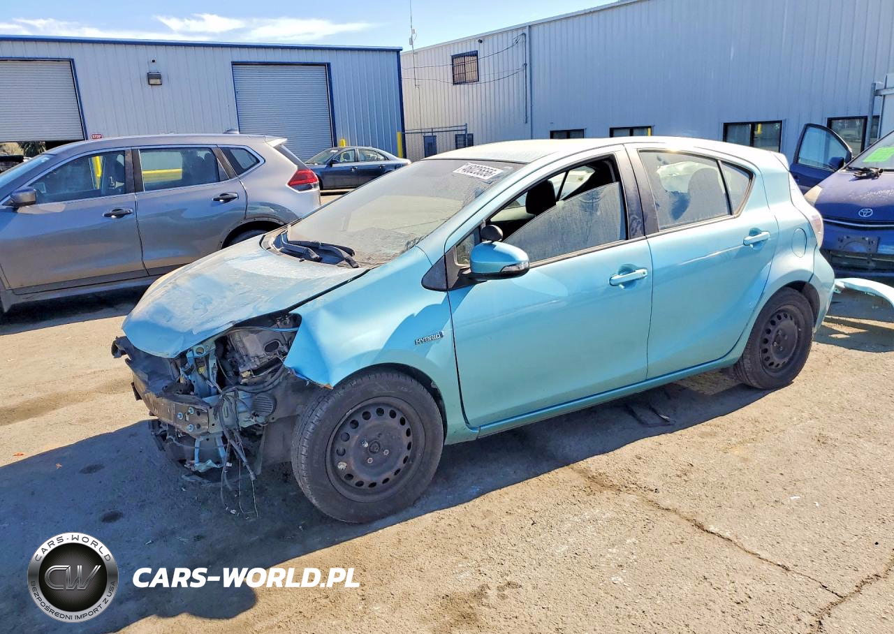 2013 Toyota Prius C One