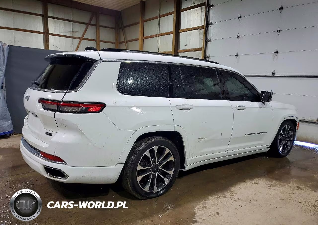 2023 Jeep Grand Cherokee L Overland VIN:1C4RJKDG1P8782621 - 3