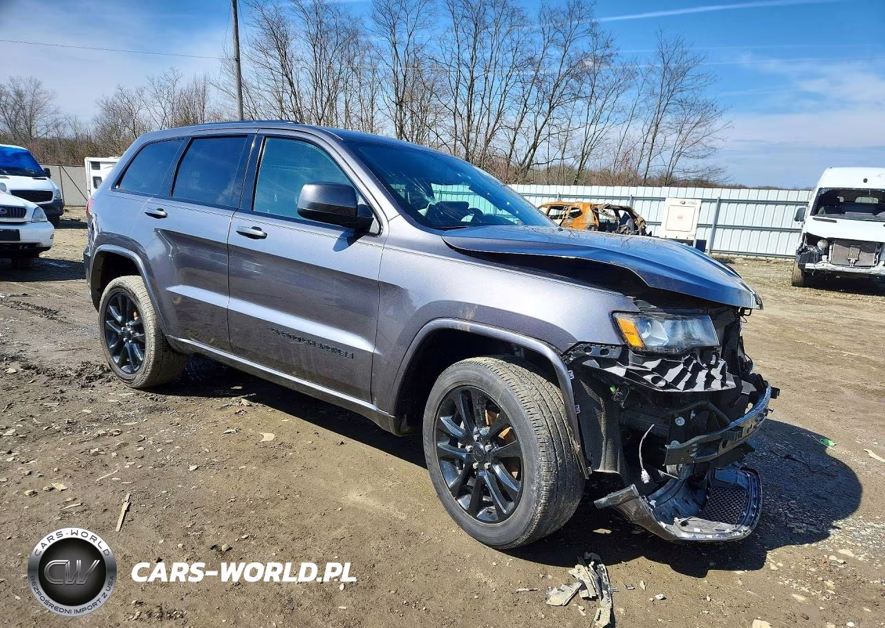2020 Jeep Grand Cherokee Laredo VIN:1C4RJFAG7LC386079 - 4